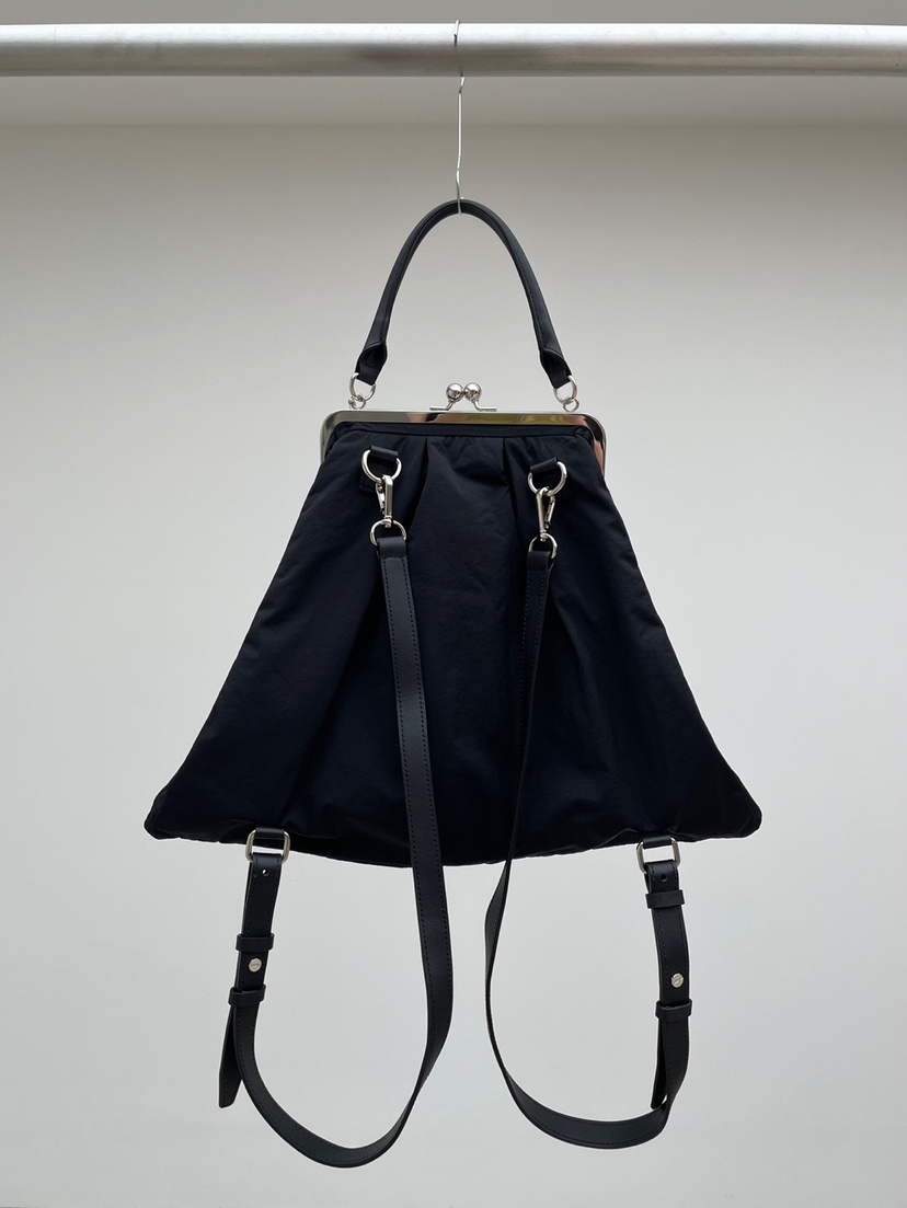 MADE-P韓國直郵東大門代購女裝新品休閑時尚熱賣24秋夏雙肩背包MADE-P雙肩背包