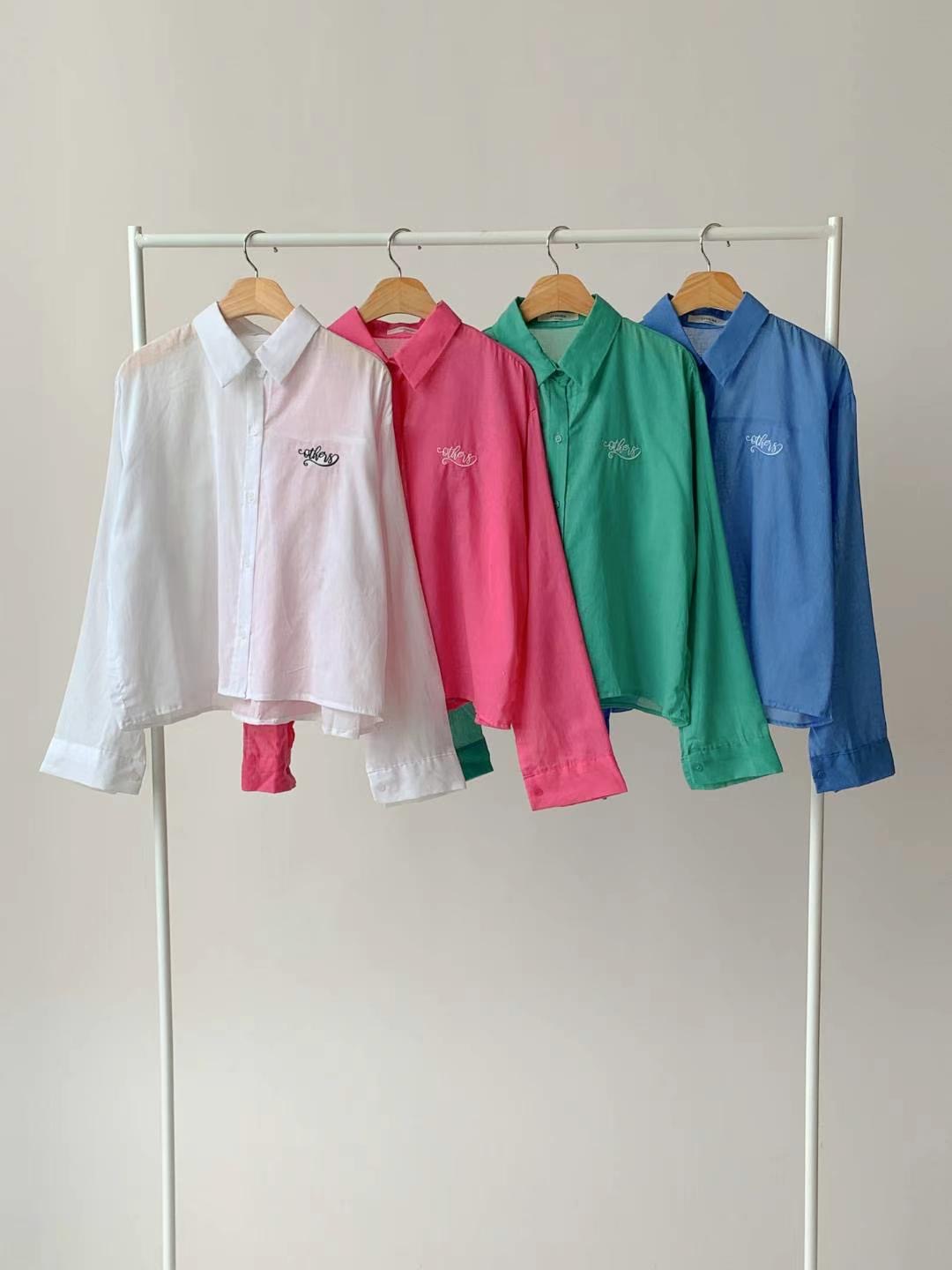 J B韓國直郵東大門代購女裝新品真品24秋夏襯衫蕾絲衫刺繡J B襯衫/蕾絲衫圖色1左一色