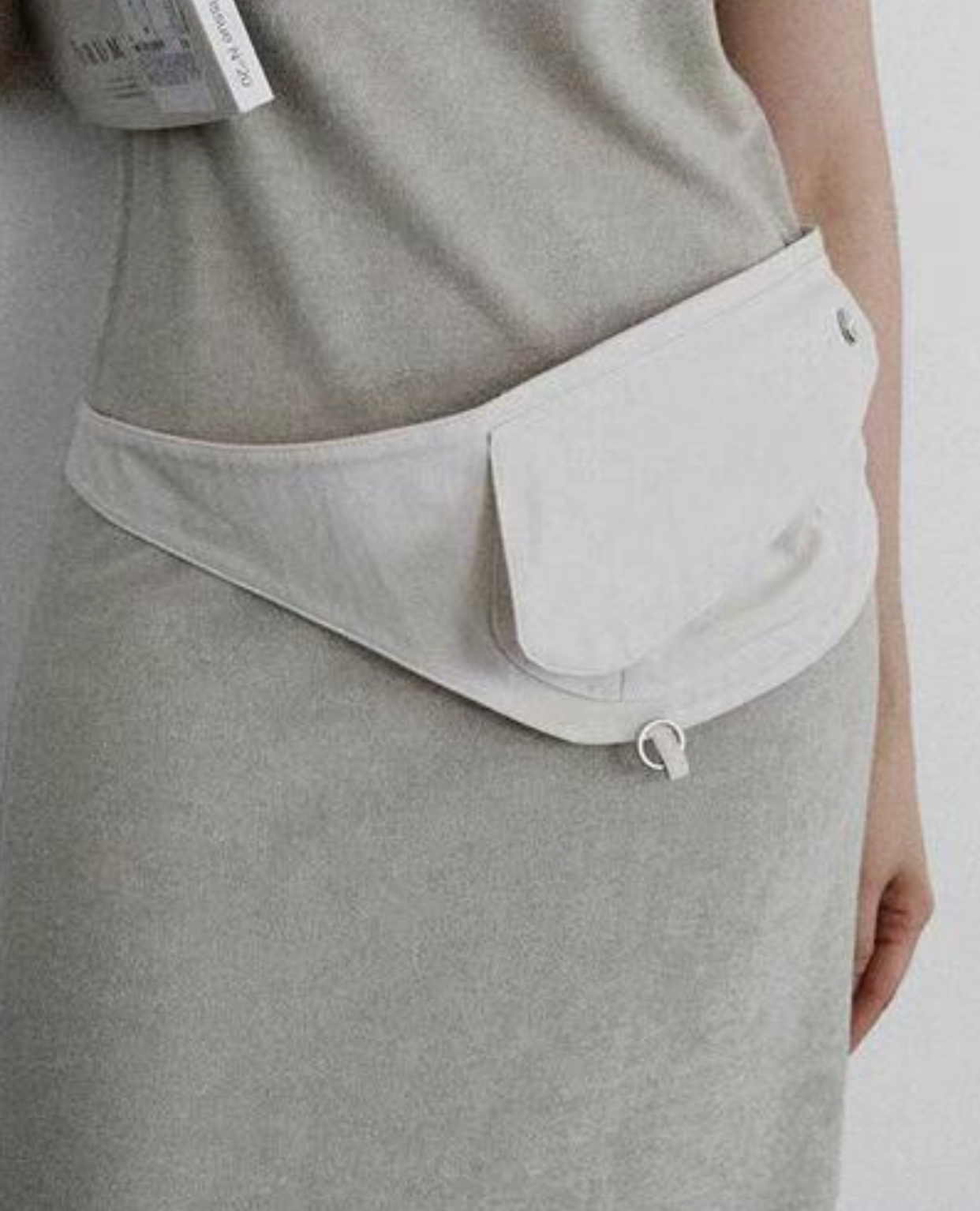 REGULAR韓國直郵東大門實拍女裝新款人氣職業推薦腰包口袋腰帶BERRY腰包圖色2