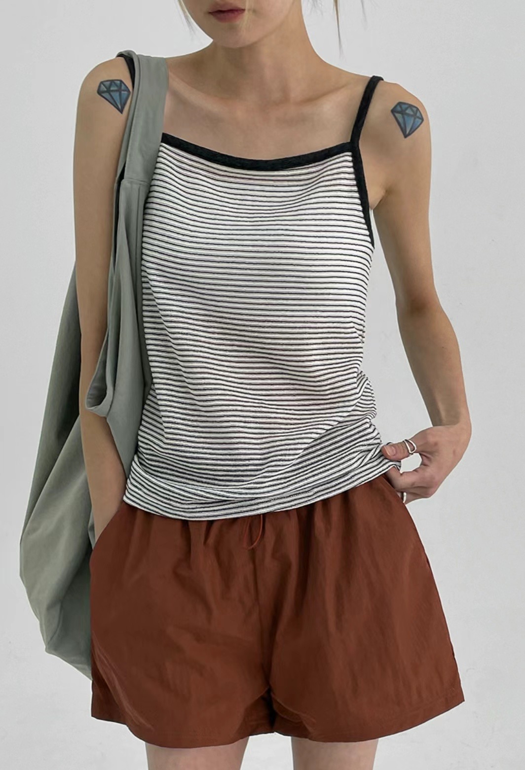 THELACREAM韓國直郵東大門代購女裝新款休閑時尚真品吊帶背心SPOON吊帶/背心