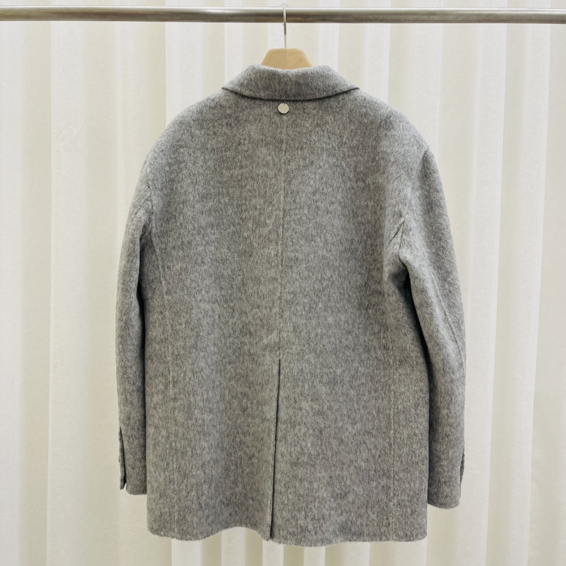 Match Studio韓國直郵東大門實拍女裝新品推薦短款大衣羊駝Match Studio短款大衣