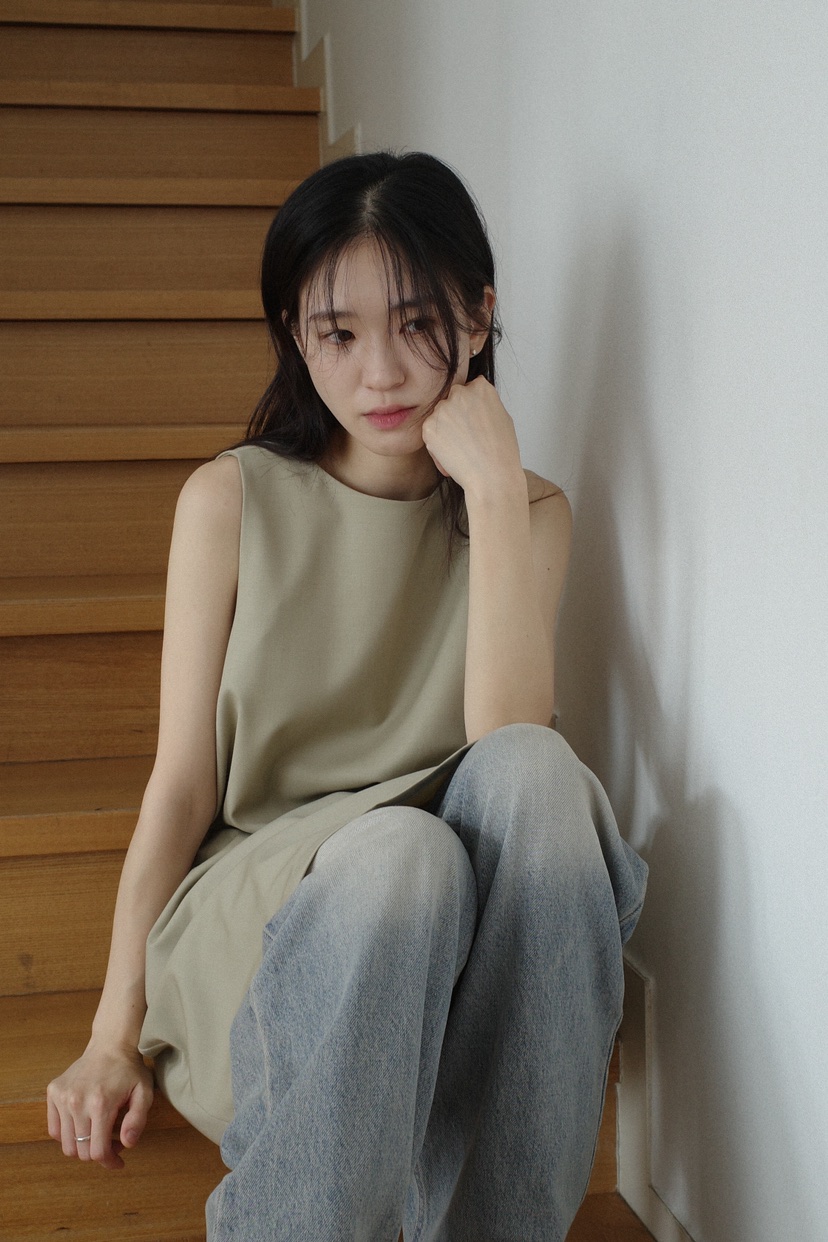 OVER RICH韓國直郵女裝新品職業真品24春夏熱賣休閑牛仔褲OVER RICH牛仔褲