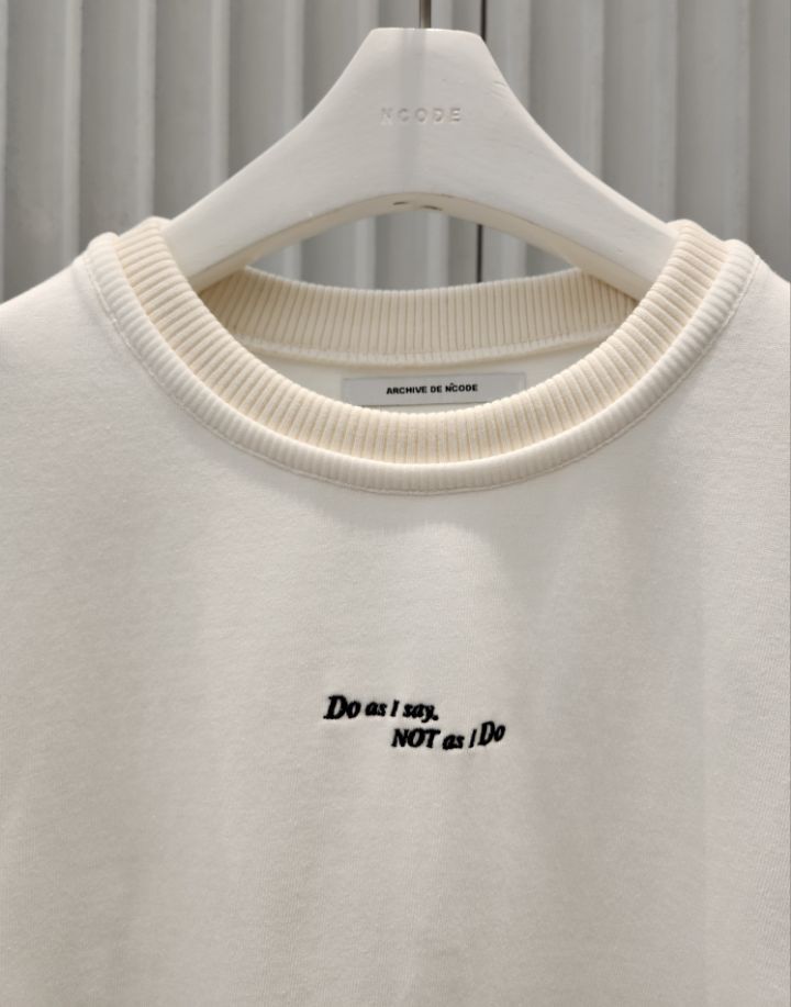 NCODE韓國直郵東大門實拍女裝新品熱賣推薦時尚真品T恤刺繡NCODET恤