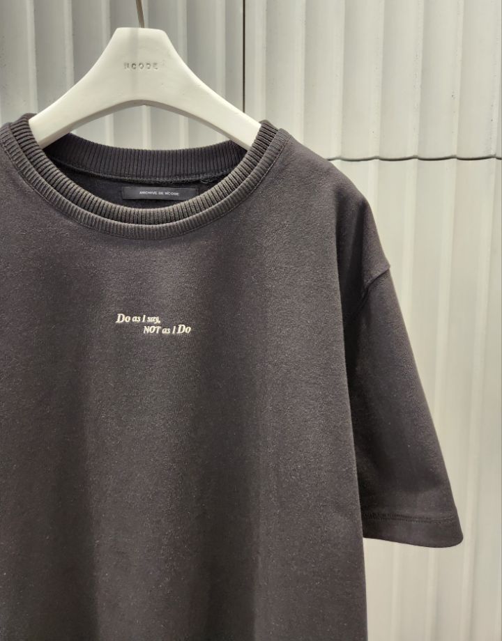 NCODE韓國直郵東大門實拍女裝新品熱賣推薦時尚真品T恤刺繡NCODET恤