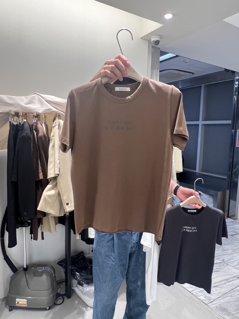 W AND J韓國直郵女裝新品時尚休閑真品熱賣24春夏職業T恤W AND JT恤圖色2