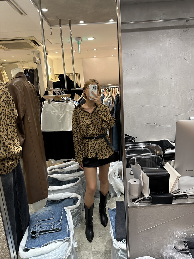 INSSENSE-A韓國直郵女裝新款時尚熱賣真品職業推薦襯衫蕾絲衫INSSENSE-A襯衫/蕾絲衫