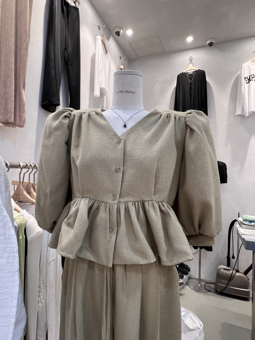 ULTRAORANGE韓國直郵東大門代購女裝新款人氣真品熱賣推薦夾克GILT/ULTRAORANGE夾克圖色1
