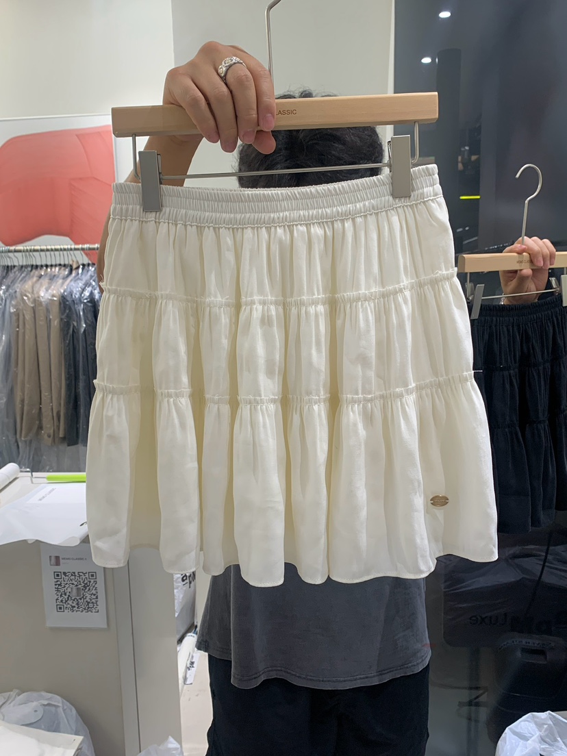 MEMO CLASSIC韓國直郵女裝新品職業熱賣真品時尚推薦休閑短裙MEMO CLASSIC短裙