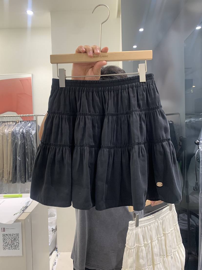 MEMO CLASSIC韓國直郵女裝新品職業熱賣真品時尚推薦休閑短裙MEMO CLASSIC短裙圖色2