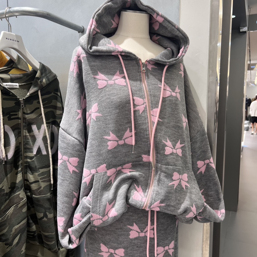 RIBBON韓國直郵東大門代購女裝新品人氣熱賣職業衛衣拉鏈連帽RIBBON衛衣圖色2