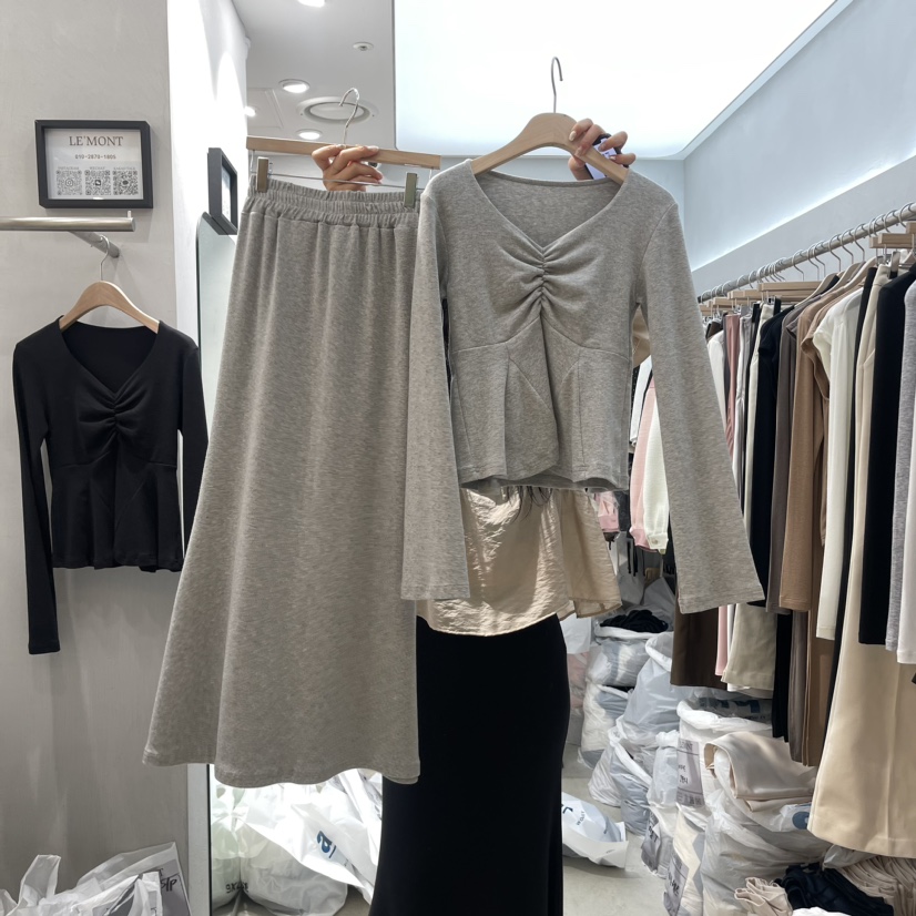 LEMONT直郵韓國代購女裝新品熱賣真品時尚推薦24秋冬套裝LOVE PULL套裝圖色2