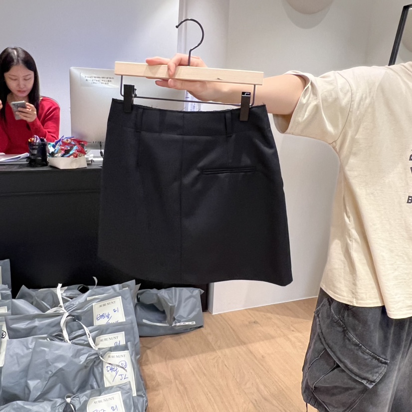 AUBE NUNT韓國直郵東大門實拍女裝新款時尚真品人氣職業短裙aube nunt短裙