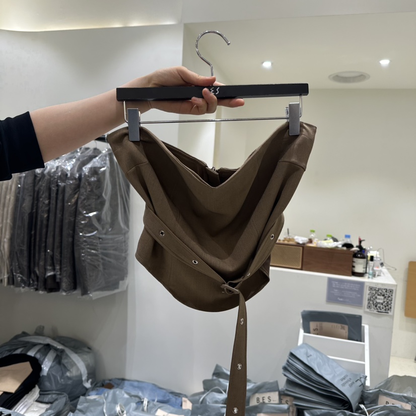BES韓國直郵東大門代購女裝新品時尚推薦24秋冬人氣吊帶背心BES吊帶/背心