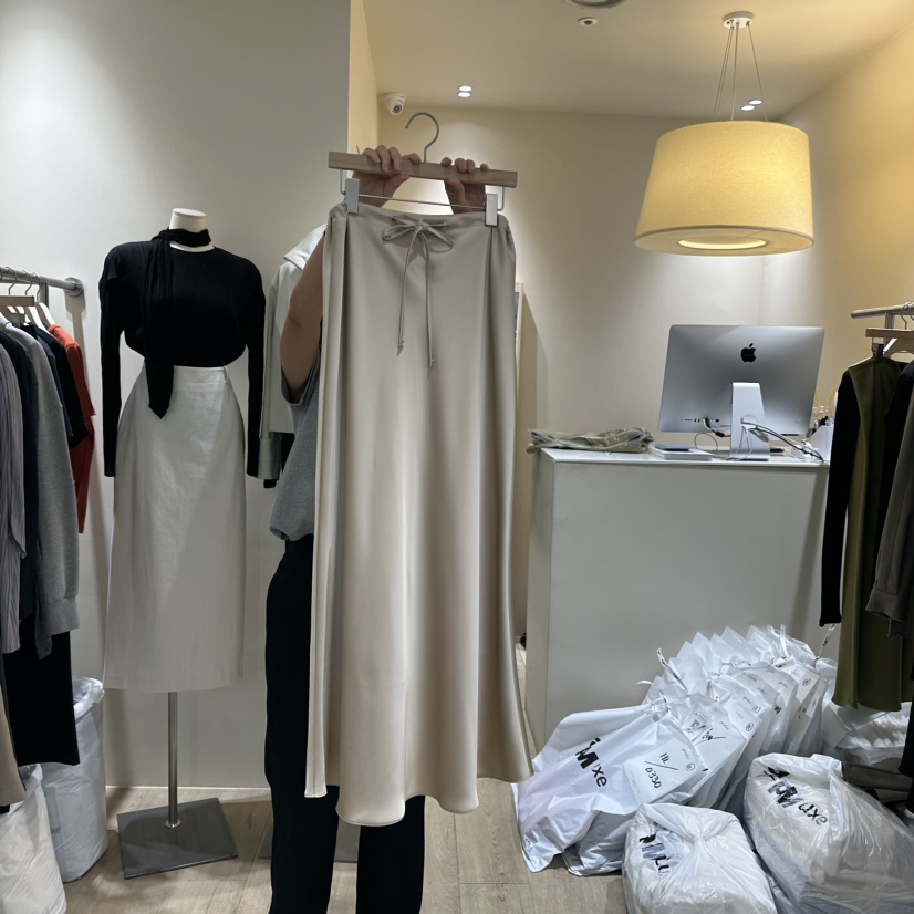 GARDEN韓國直郵東大門實拍女裝新款時尚熱賣職業人氣推薦長裙GARDEN長裙圖色1