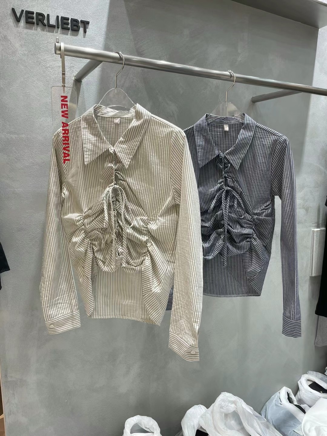 VERLIEBT韓國直郵東大門代購女裝新款休閑職業推薦襯衫蕾絲衫VERLIEBT襯衫/蕾絲衫圖色1左一色