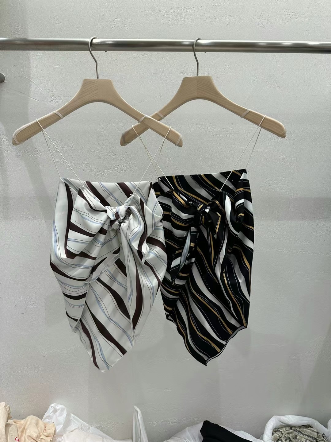 PLEASE直郵韓國代購女裝新款熱賣職業人氣24秋冬吊帶背心PLEASE吊帶/背心