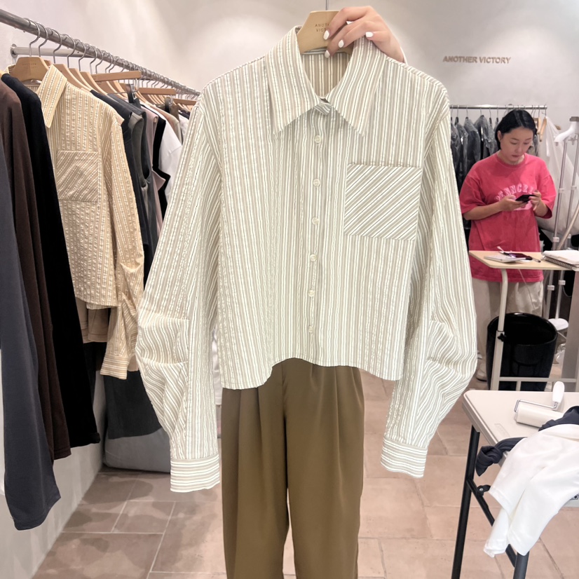 ANOTHER VICTORY韓國直郵女裝新款時尚熱賣休閑襯衫蕾絲衫PRIVIE襯衫/蕾絲衫圖色2
