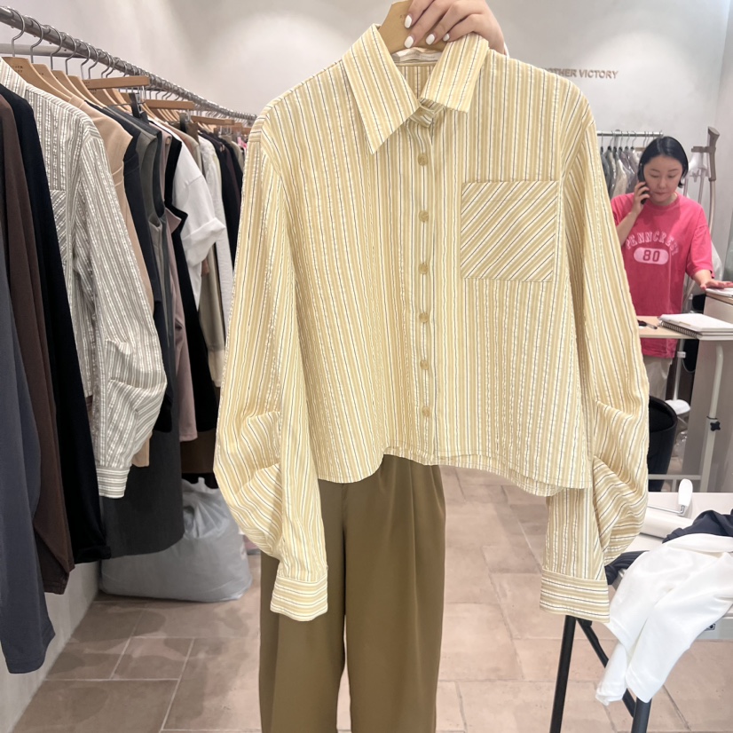 ANOTHER VICTORY韓國直郵女裝新款時尚熱賣休閑襯衫蕾絲衫PRIVIE襯衫/蕾絲衫圖色3