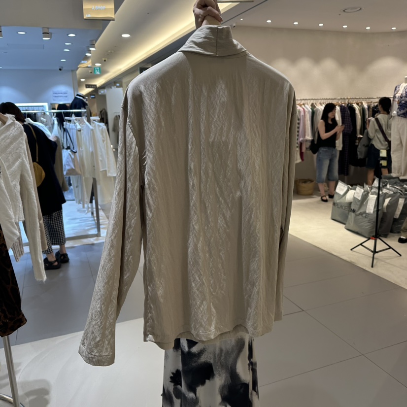 render韓國直郵東大門實拍女裝新款24秋冬真品襯衫蕾絲衫RENDER襯衫/蕾絲衫