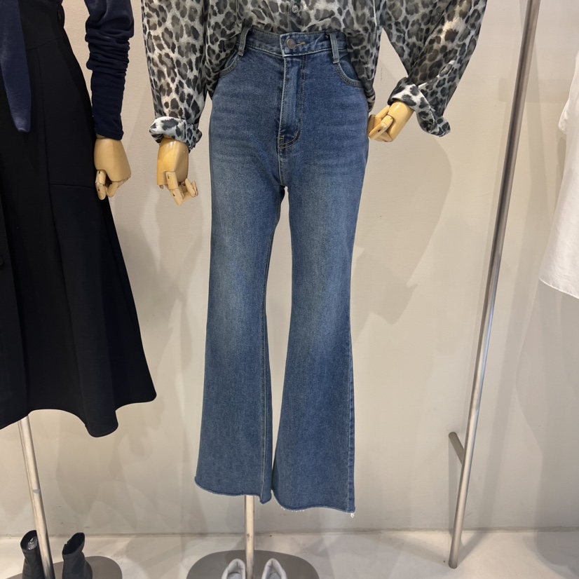 HANNA21韓國直郵東大門實拍女裝新品推薦人氣時尚職業牛仔褲HANNA21牛仔褲