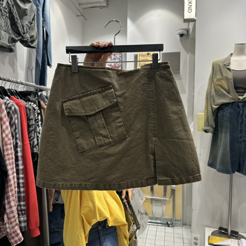 THE WEEKND韓國直郵東大門實拍女裝新品推薦時尚休閑24秋冬裙褲THE WEEKND裙褲圖色2