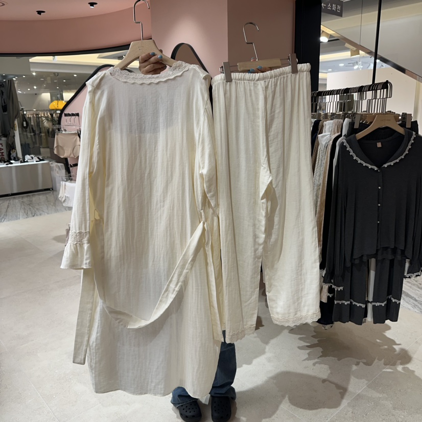 VICTORIA韓國直郵東大門實拍女裝新款時尚推薦熱賣睡衣三件套VICTORIA睡衣