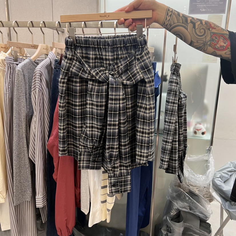 NOON_D韓國直郵東大門實拍女裝新品真品時尚職業休閑熱賣短裙NOON_D短裙圖色2