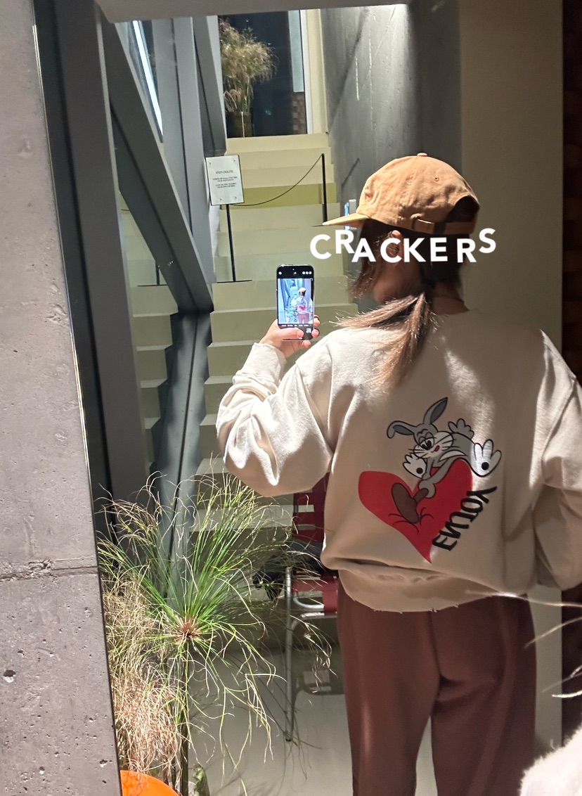 CRACKERS韓國直郵女裝新品時尚人氣推薦真品24秋冬休閑衛衣CRACKERS衛衣