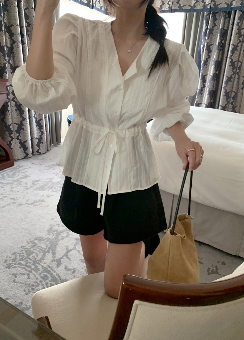 MELLOUNGE韓國直郵東大門代購女裝新品時尚職業人氣襯衫蕾絲衫MELLOUNGE-T襯衫/蕾絲衫