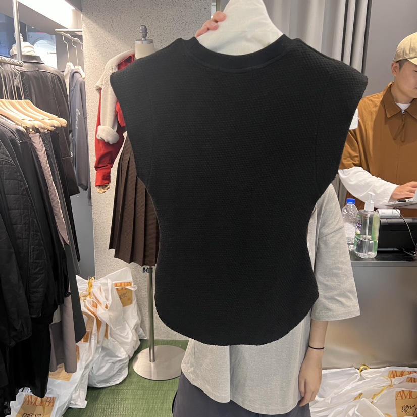AMOEBA韓國直郵東大門代購女裝新款休閑推薦職業吊帶背心刺繡AMOEBA吊帶/背心