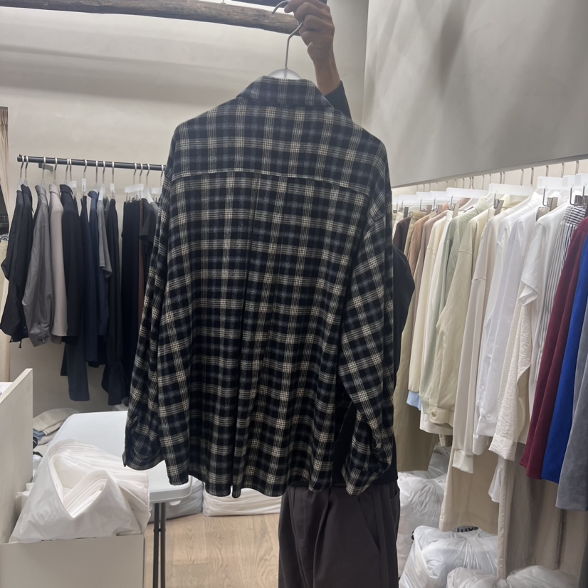 Waller韓國直郵女裝新品職業熱賣真品24秋冬時尚襯衫蕾絲衫NOTHING襯衫/蕾絲衫