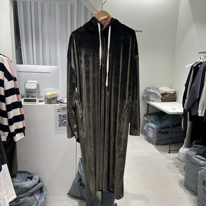 URBANE-P直郵韓國代購女裝新款人氣時尚熱賣24秋冬連衣裙天鵝絨URBANE-P連衣裙圖色2