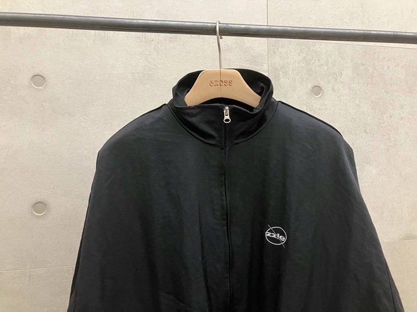 HAZZLE-男裝直郵韓國代購女裝新品休閑推薦時尚夾克刺繡拉鏈HAZZLE夾克