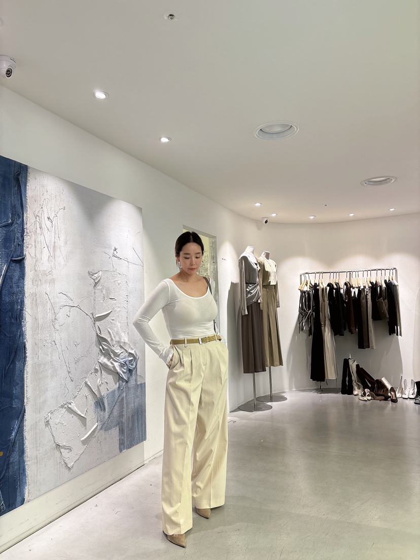 WIDA/RENEJ韓國直郵女裝新品真品推薦職業人氣24秋冬長袖T恤WIDA/RENEJ長袖T恤