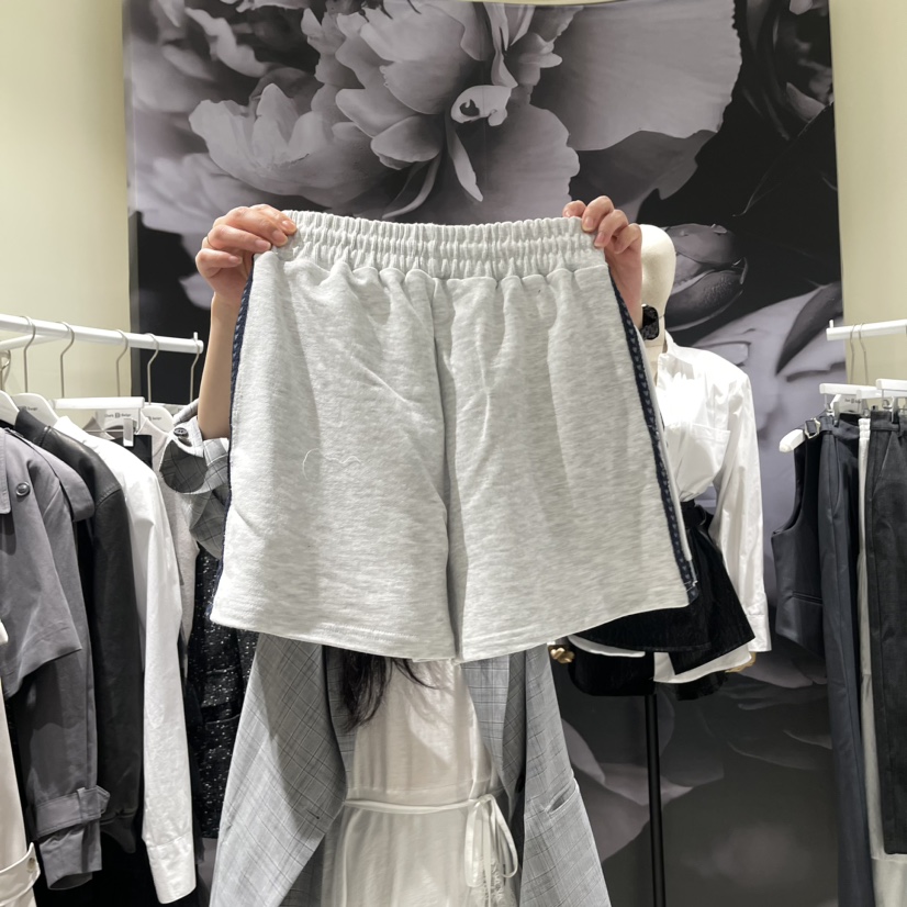 DARK BEIGE直郵韓國代購女裝新品休閑時尚推薦熱賣短褲蕾絲DARK BEIGE短褲