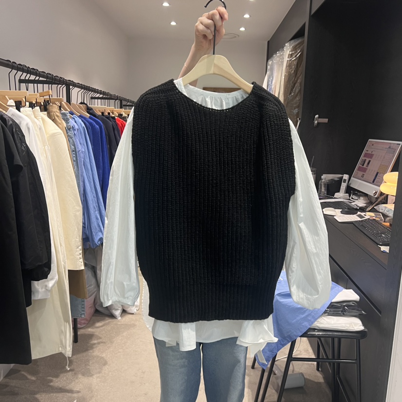 VASIL韓國直郵女裝新款職業人氣真品熱賣時尚24秋冬吊帶背心VASIL吊帶/背心