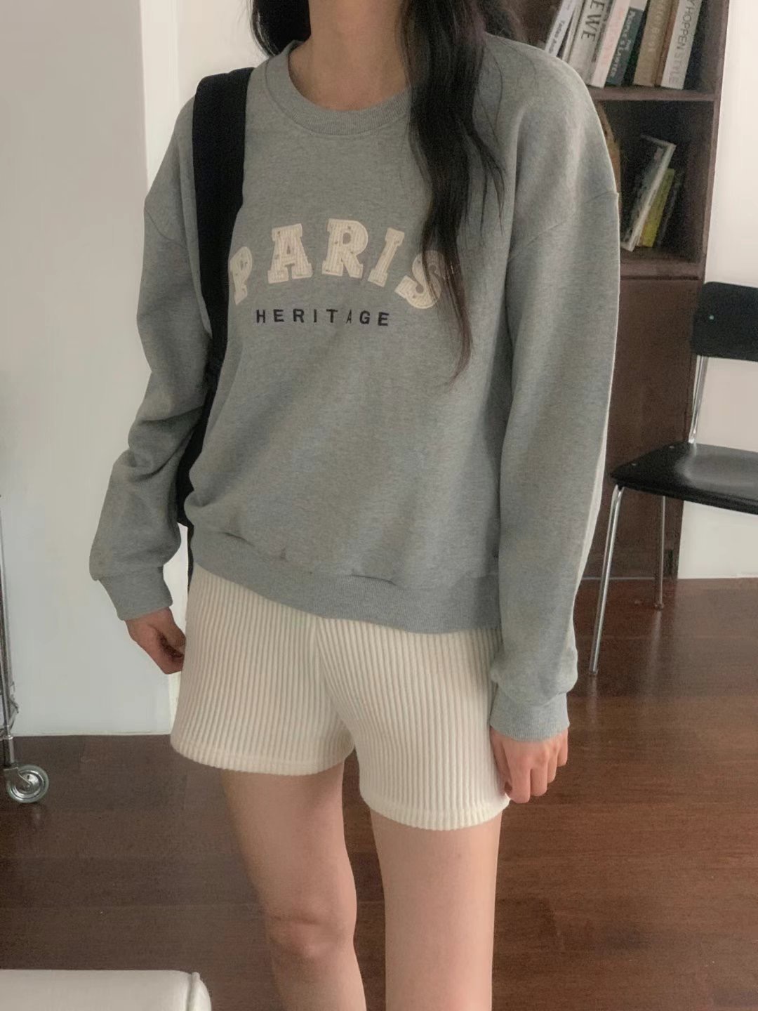 FIVE韓國直郵東大門實拍女裝新款推薦人氣時尚休閑熱賣衛衣FIVE衛衣圖色2