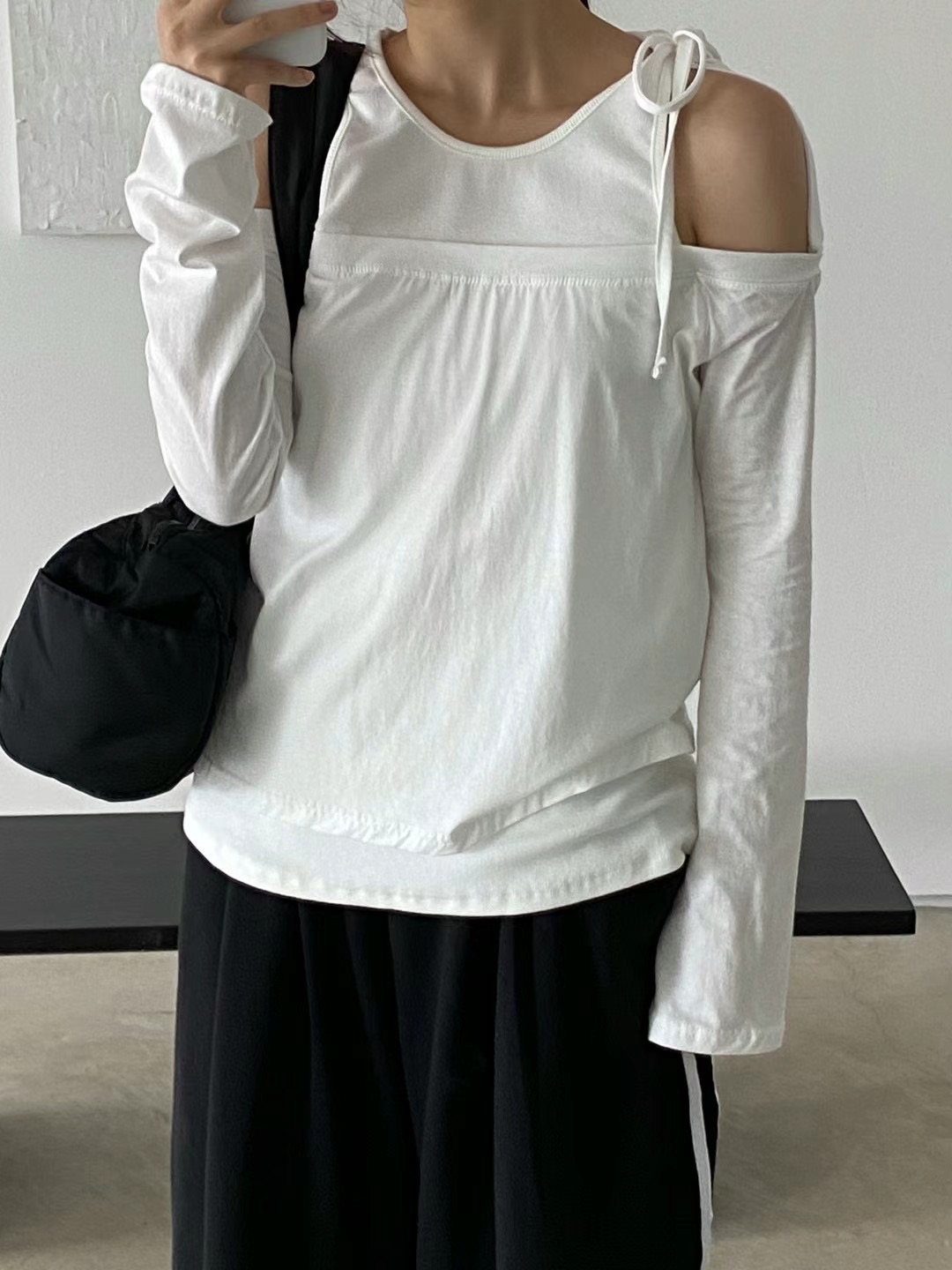 AUTHENTIC韓國直郵東大門代購女裝新品時尚人氣職業長袖T恤AUTHENTIC長袖T恤圖色2