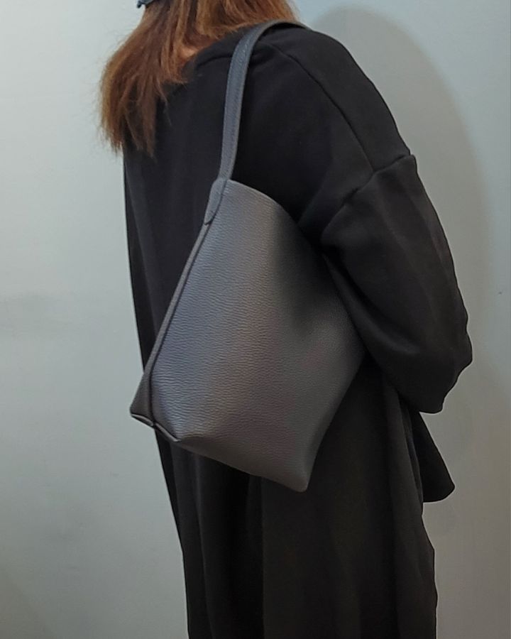 X韓國直郵東大門代購女裝新品時尚人氣職業真品24秋冬單肩斜跨包BAKHA-Q單肩/斜跨包