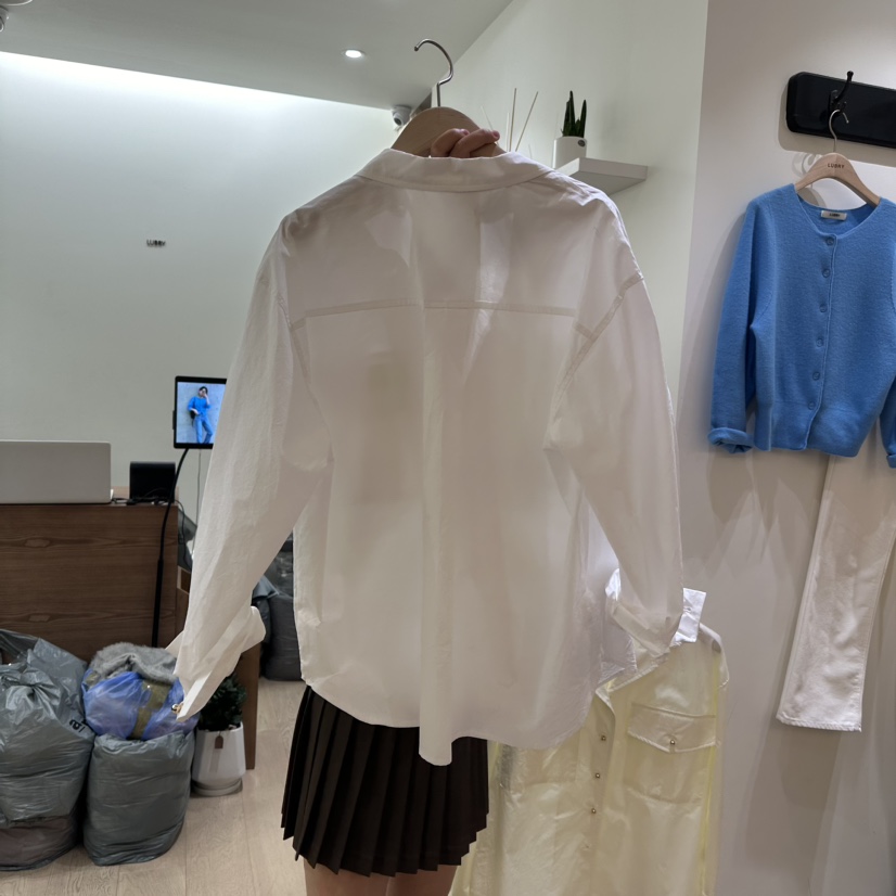 LUBRY韓國直郵東大門實拍女裝新品職業真品推薦24秋冬襯衫蕾絲衫NOPROBLEM襯衫/蕾絲衫