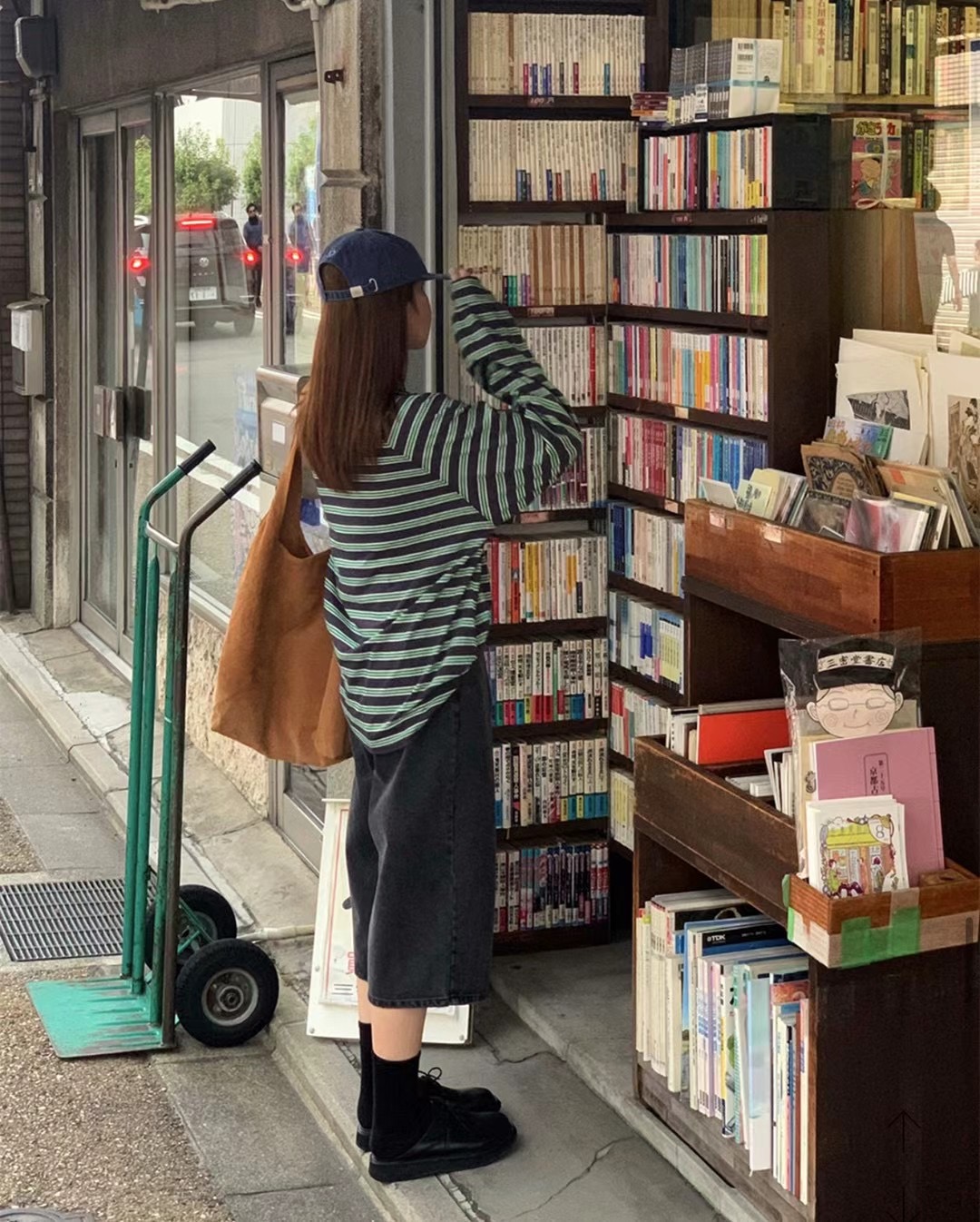 BABY PUSH韓國直郵東大門代購女裝新品真品推薦人氣長袖T恤BABY PUSH長袖T恤