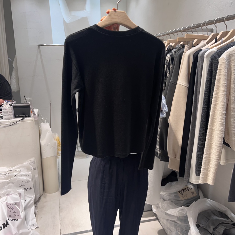 VENICE韓國直郵女裝新品職業人氣推薦休閑熱賣時尚24秋冬長袖T恤VENICE長袖T恤