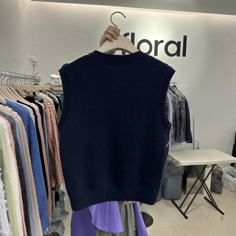 floral韓國直郵女裝新品真品職業休閑人氣時尚熱賣吊帶背心FLORAL吊帶/背心