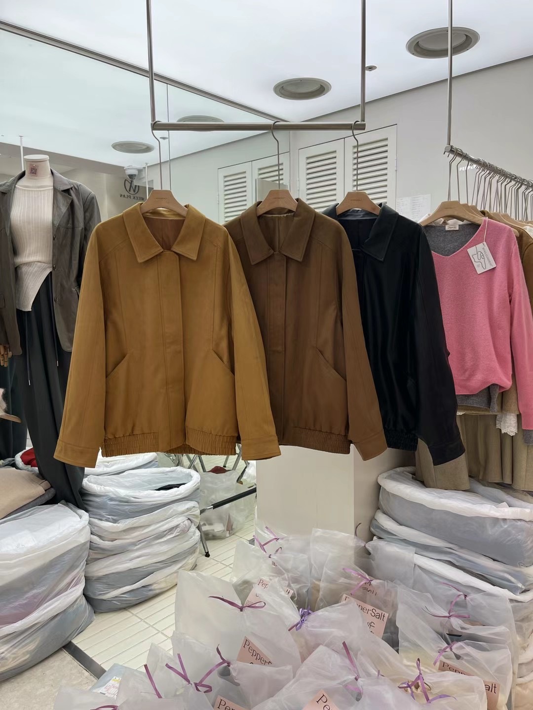 PEPPER韓國直郵東大門實拍女裝新品熱賣休閑時尚推薦24秋冬夾克PEPPER-OT夾克圖色3左三色