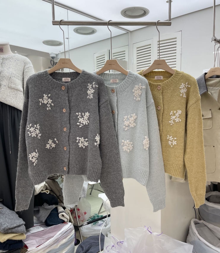 PEPPER韓國直郵東大門代購女裝新品休閑熱賣真品針織衫刺繡PEPPER-OT針織衫圖色2左二色