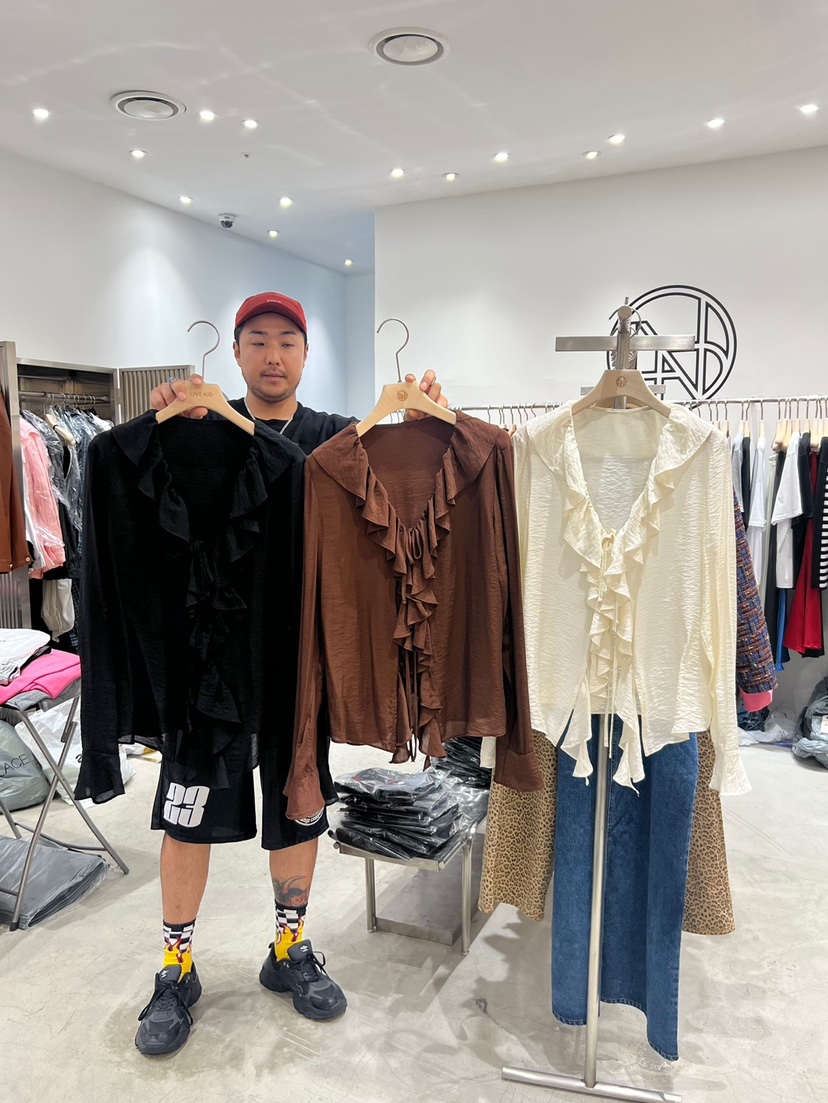 LIVE AID韓國直郵女裝新款職業熱賣時尚真品人氣襯衫蕾絲衫LIVE AID襯衫/蕾絲衫