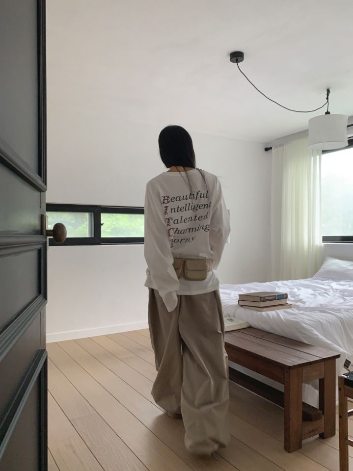 4LEAF直郵韓國代購女裝新品真品時尚休閑熱賣推薦人氣24秋冬T恤4LEAFT恤