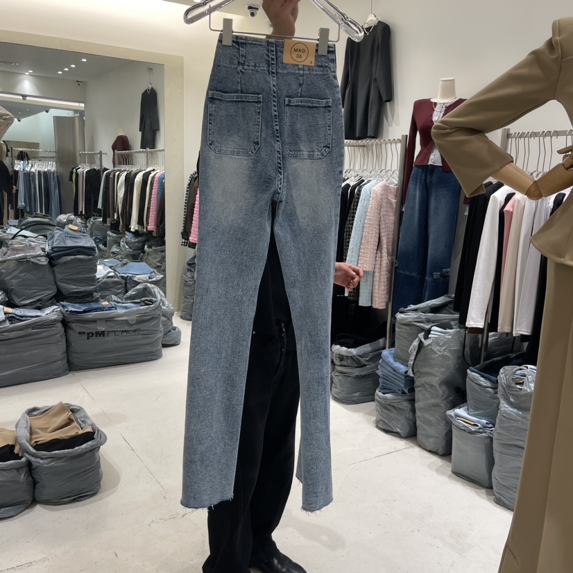 MAGNOLIA36-P韓國直郵東大門實拍女裝新款推薦熱賣牛仔褲LOW MOMENT牛仔褲