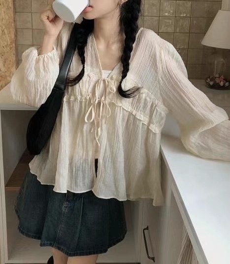 THE BARBARA直郵韓國代購女裝新款人氣襯衫蕾絲衫荷葉邊天絲THE BARBARA襯衫/蕾絲衫