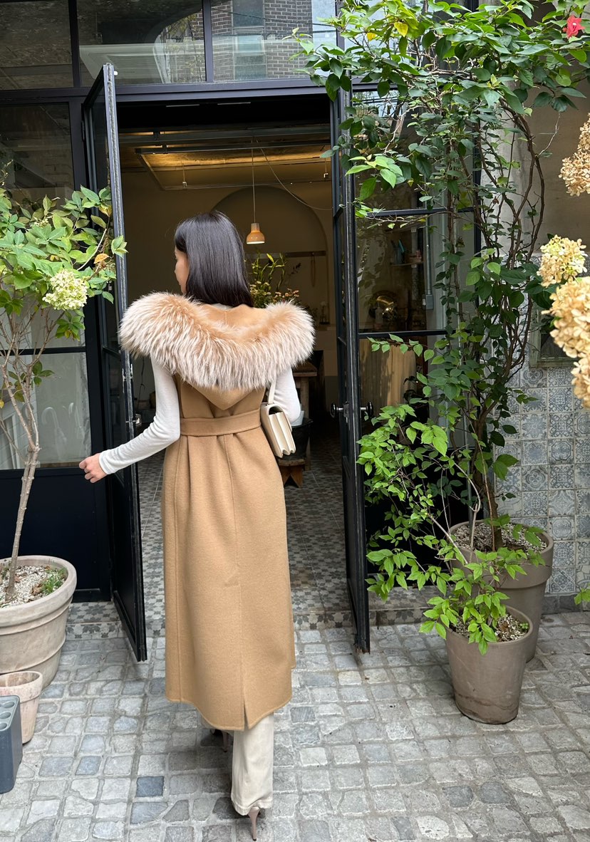 ON:UP直郵韓國代購女裝新款推薦中長款大衣手工制作浣熊兜帽ON:UP中長款大衣